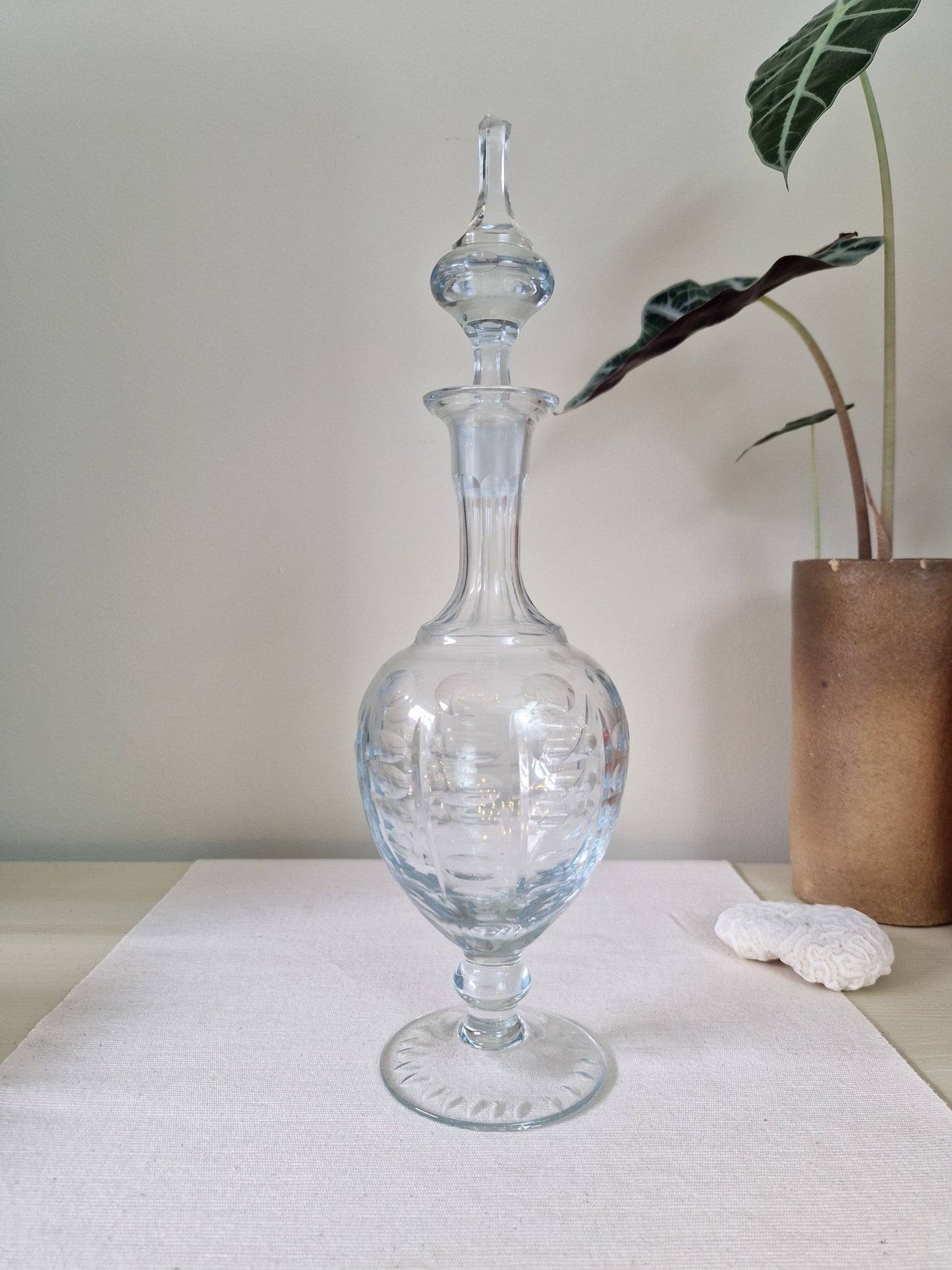 brocante webshop dantan karaf glas bolvormig