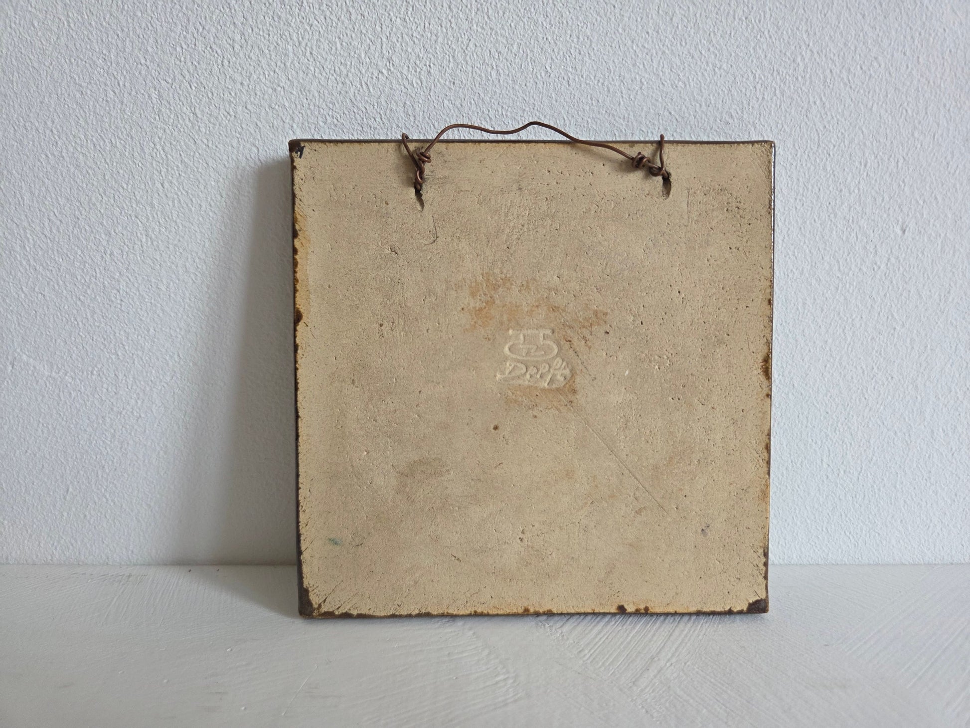 tegel Wilhelmina jubileum W monogram kroon Delft 1923
