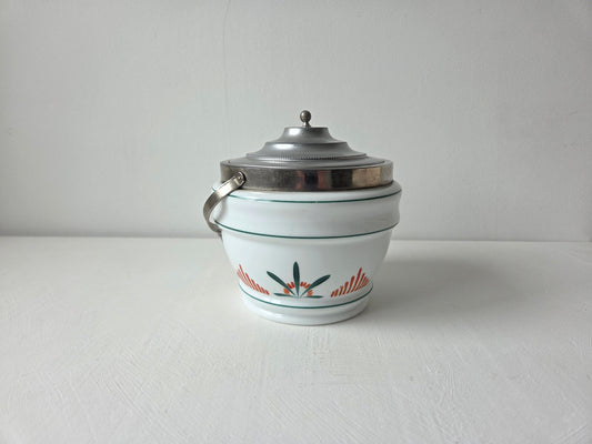 vintage bewaarbus wit keramiek groene lijnen plantdecor
