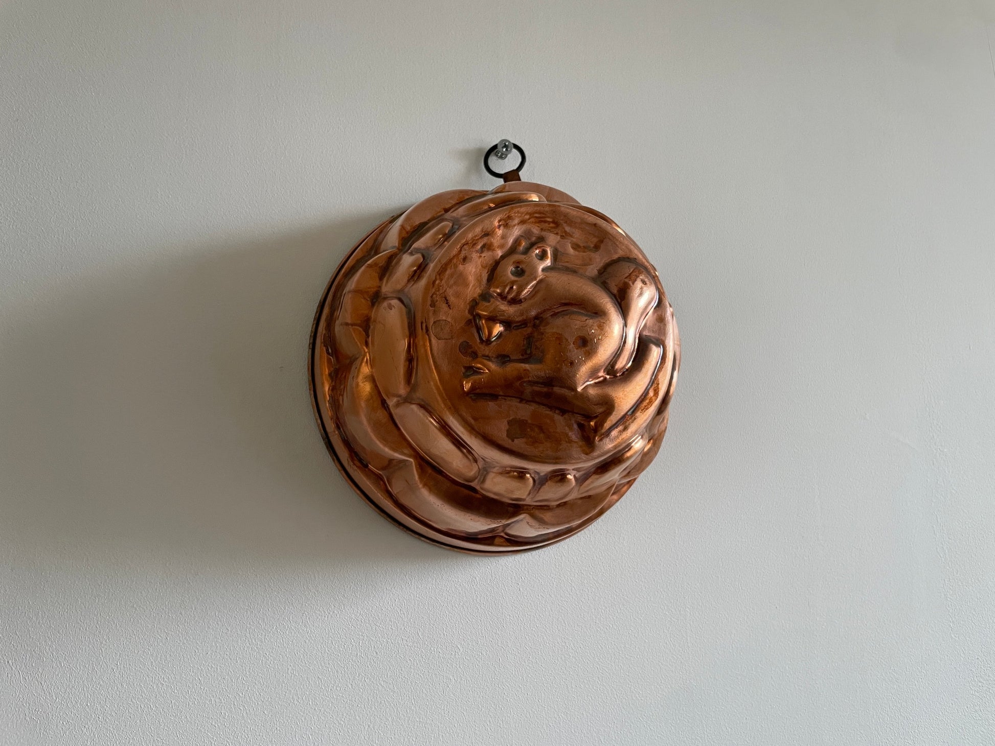 antiek keukendecor van koper