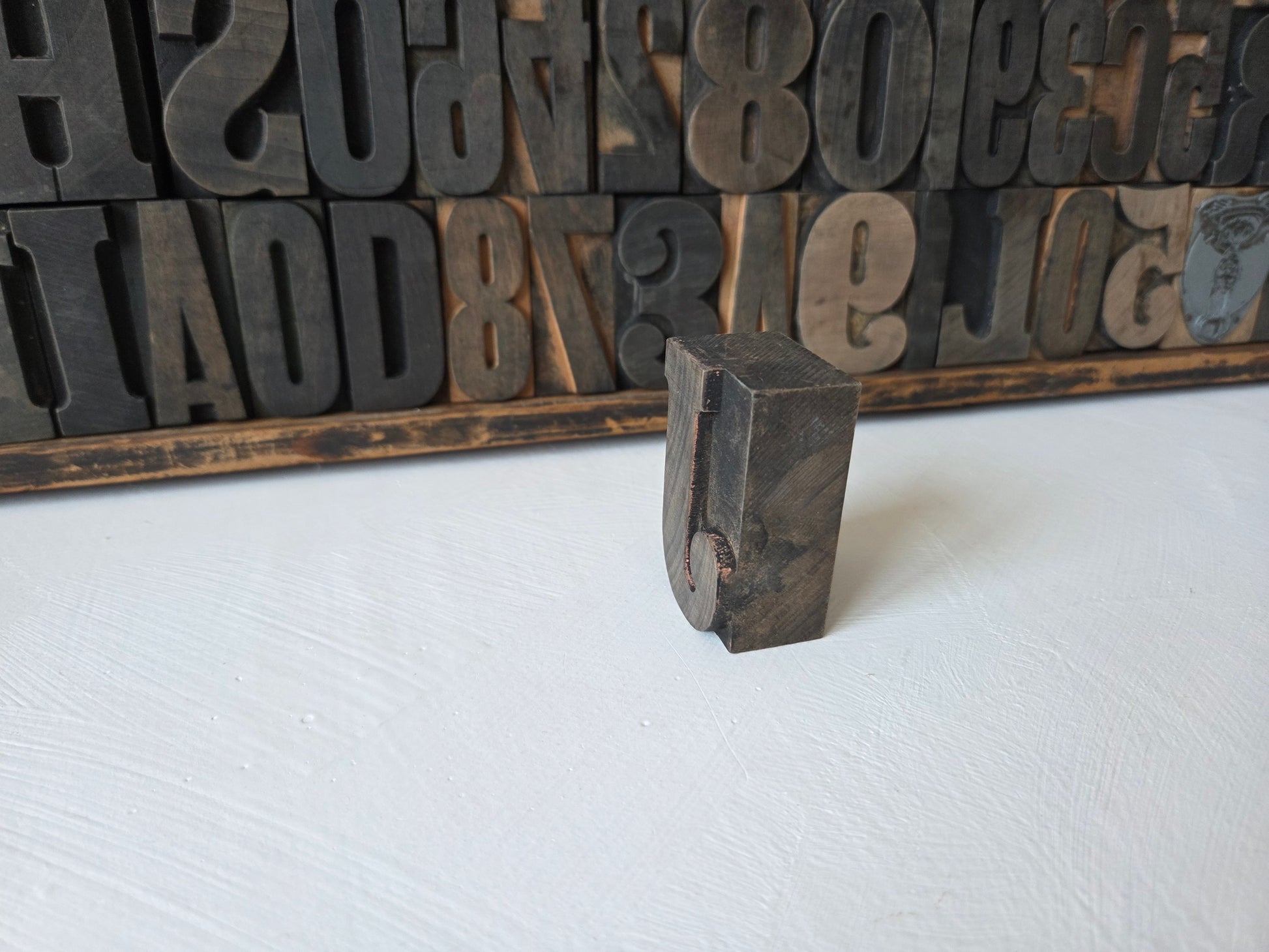 letterbak met circa 140 drukletters