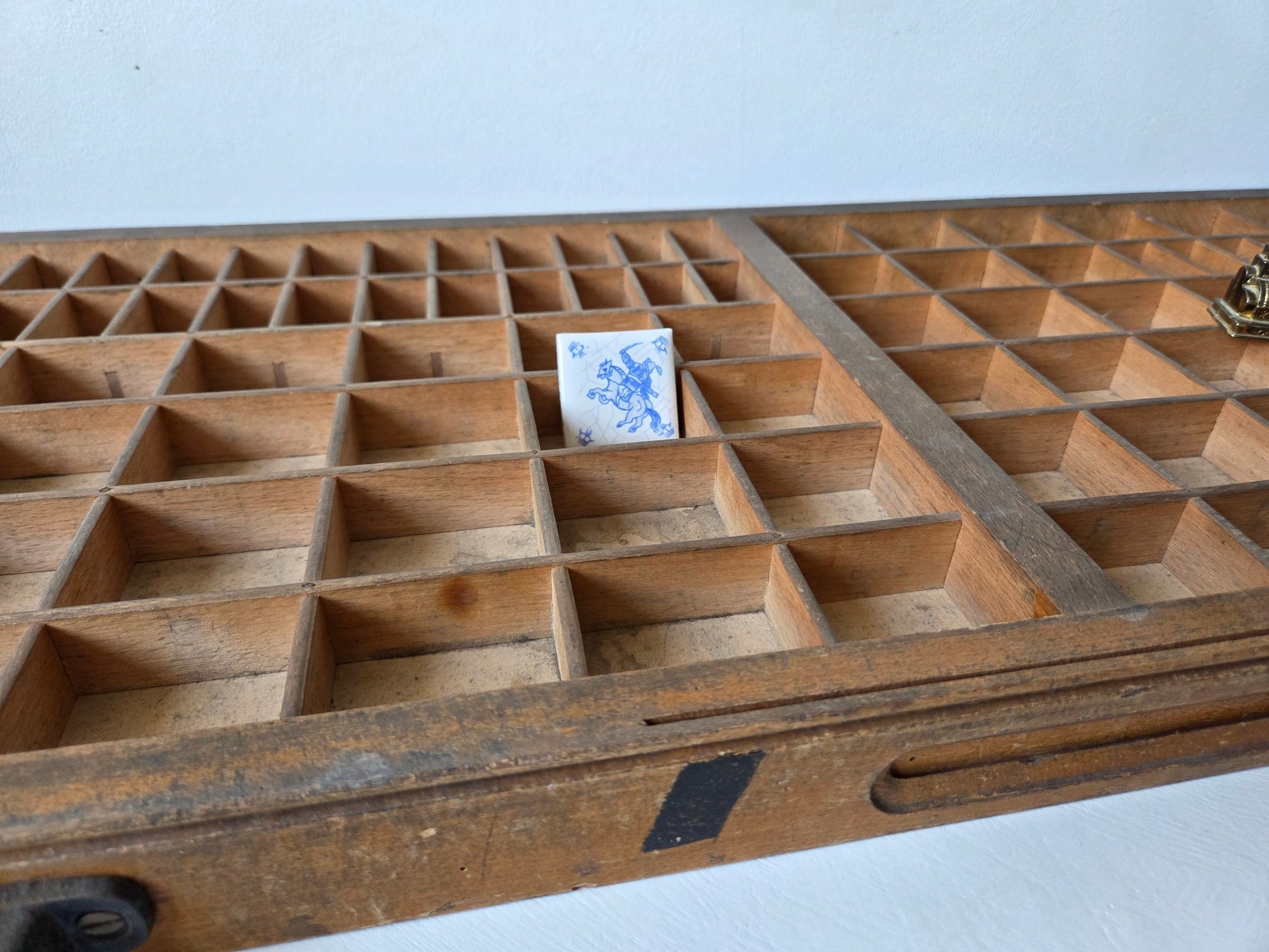 vintage letterkast uit drukkerij