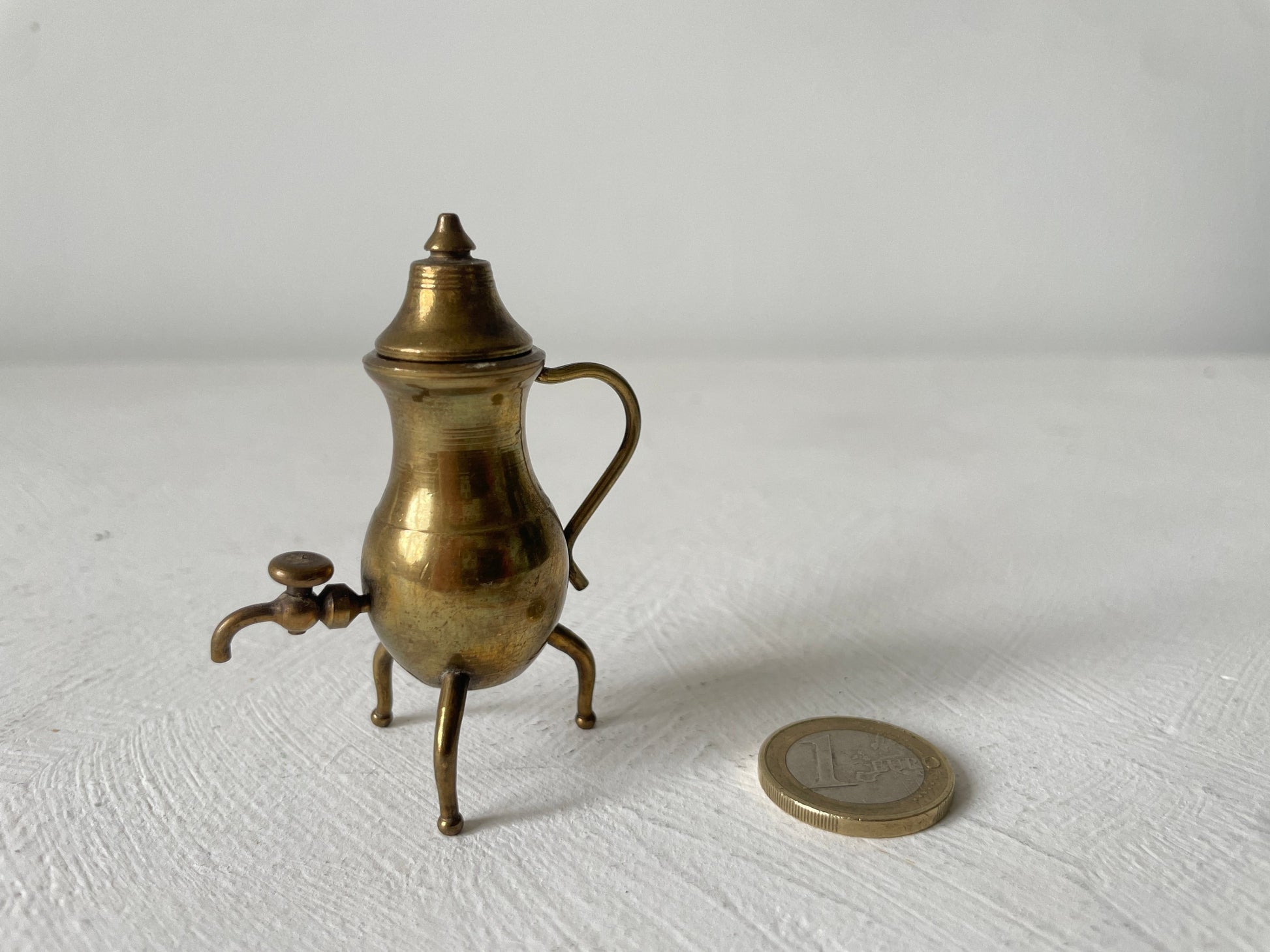 miniatuur kraantjeskan van messing
