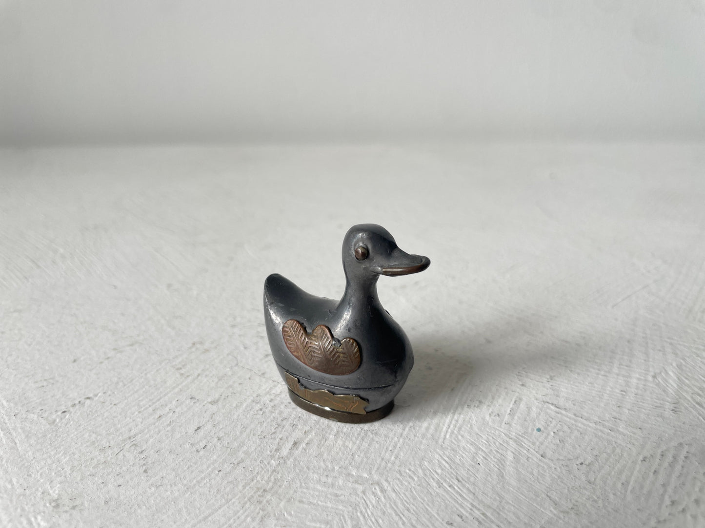 brocante miniatuur eend met bakje kopen