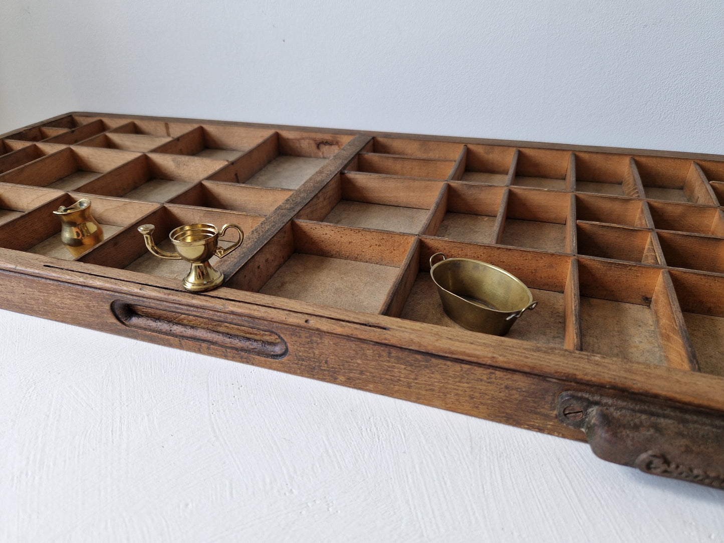 houten opbergrek miniaturen vintage