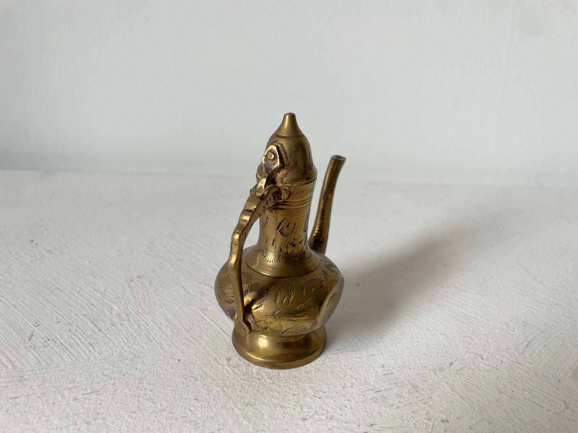 miniatuur kan met scharnierend deksel