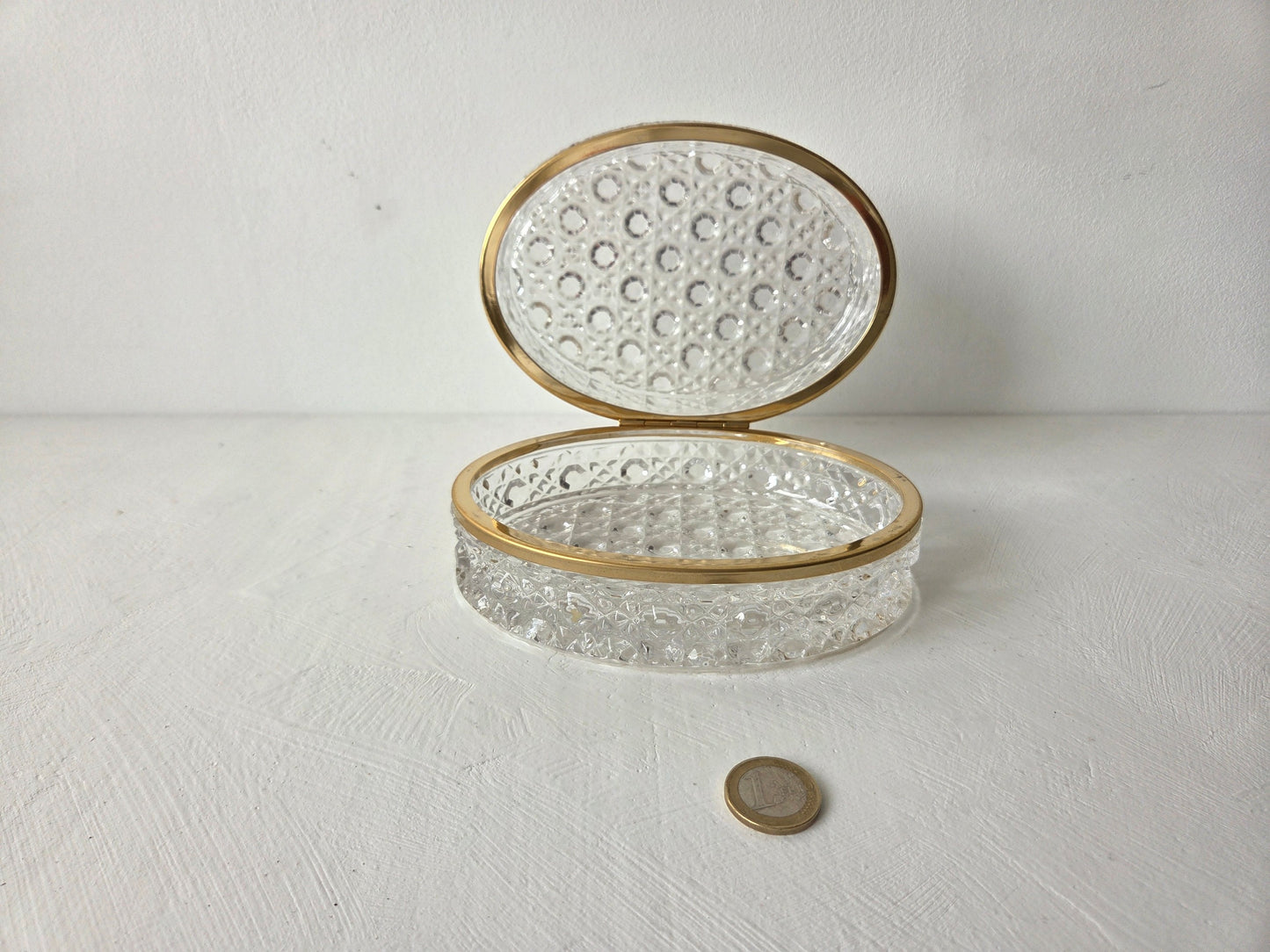 detail geslepen patroon in kristal