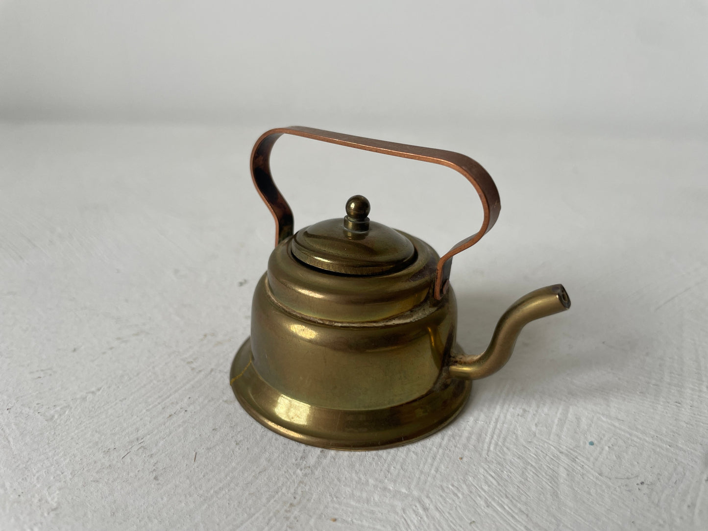 miniatuur theeketel voor letterbak