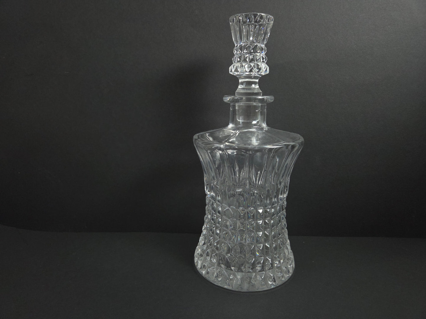 kristallen karaf voor whisky of cognac