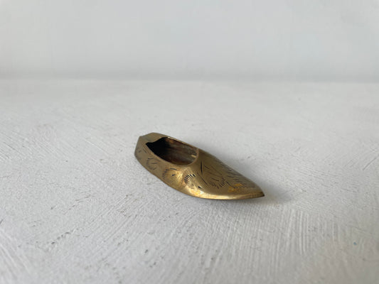 miniatuur messing schoen letterbak