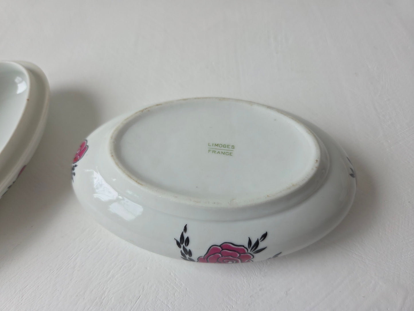 Limoges porseleinen sieradendoosje roze rozenmotief wit