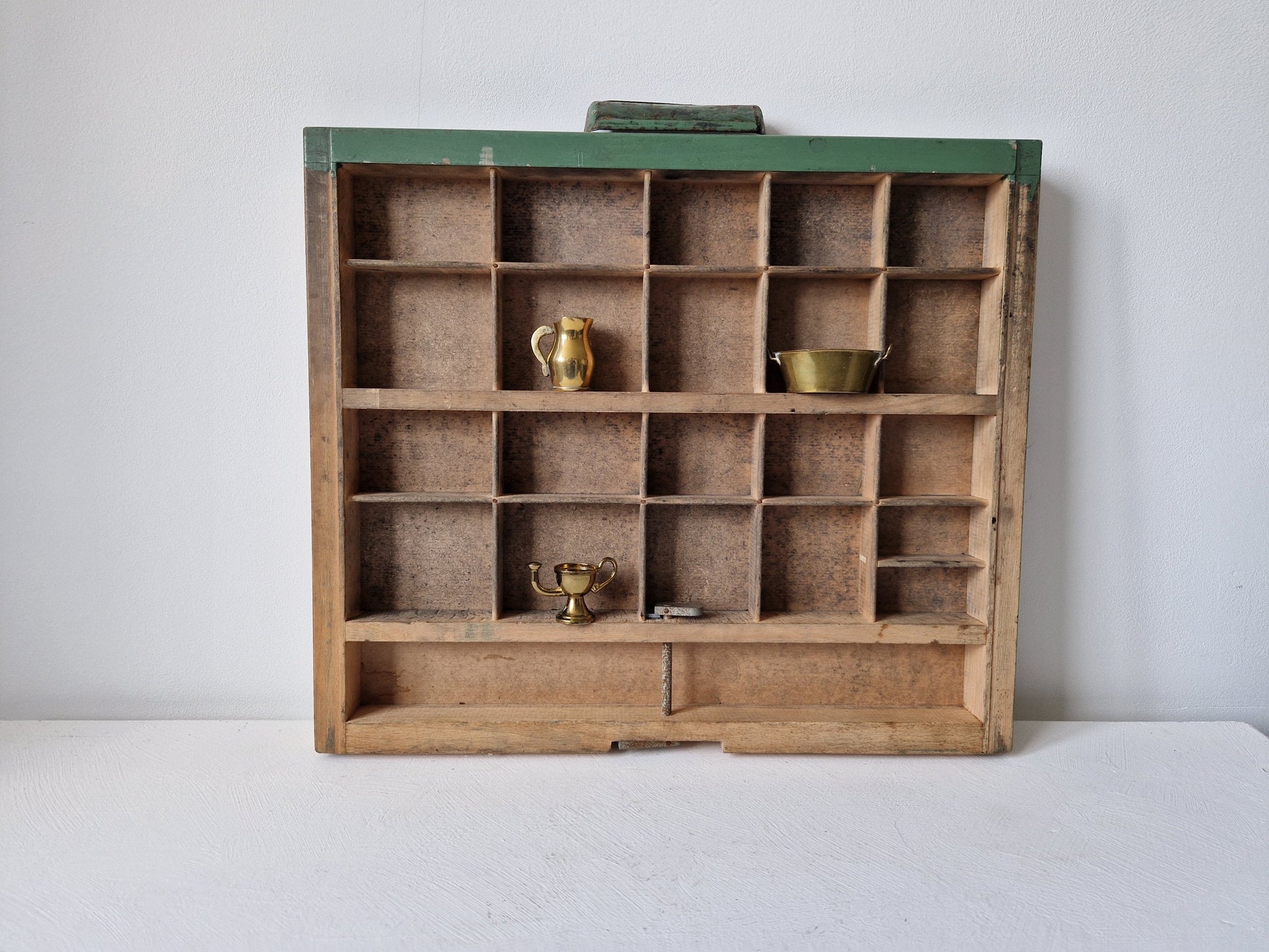 houten mini letterbak uit oude drukkerij