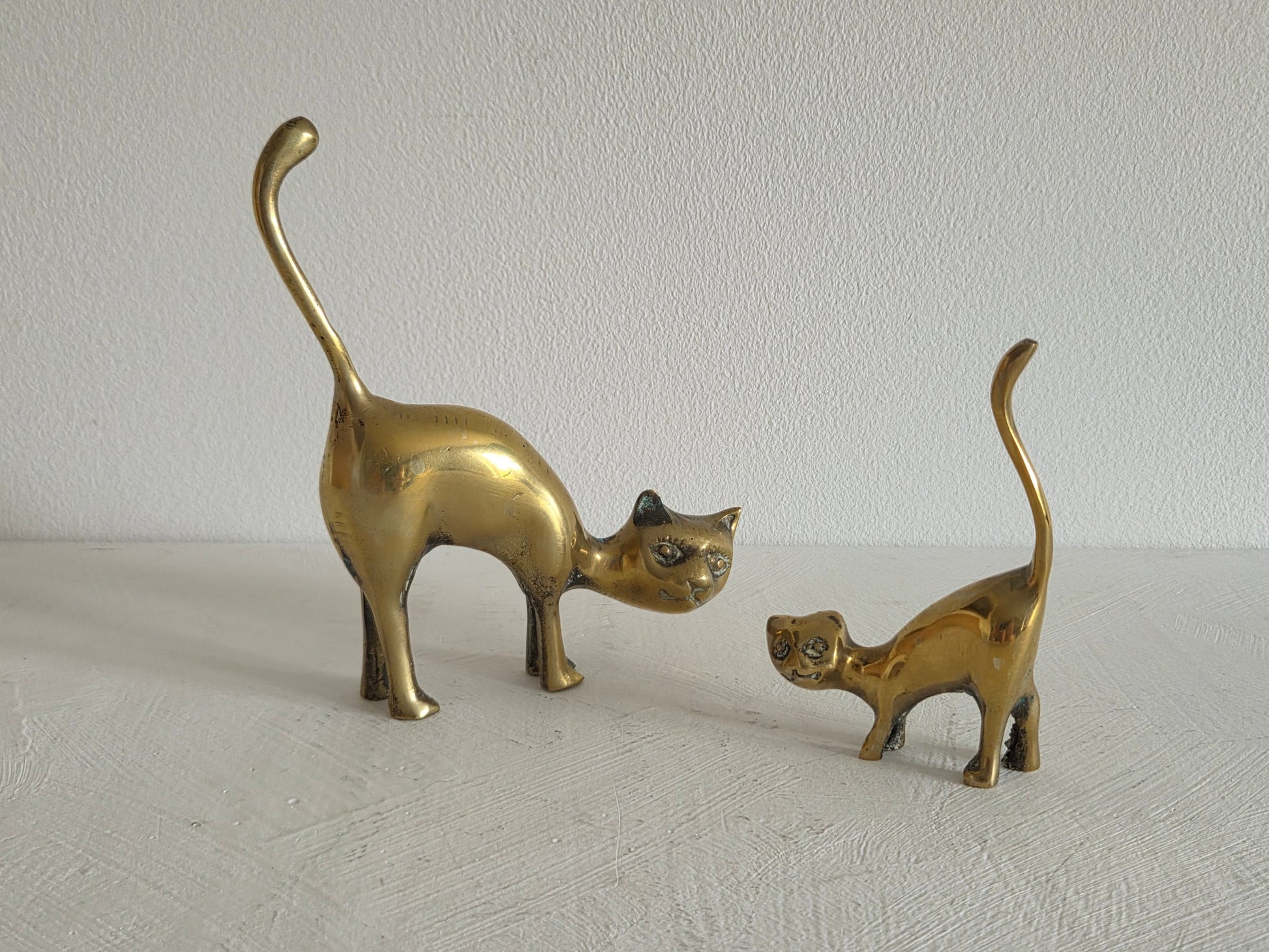 vintage messing katten 14 cm 9,5 cm opstaande staart