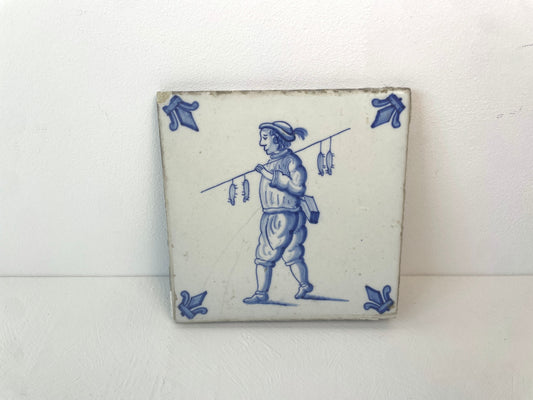 Detail van de Rattenvanger op oud tegeltje