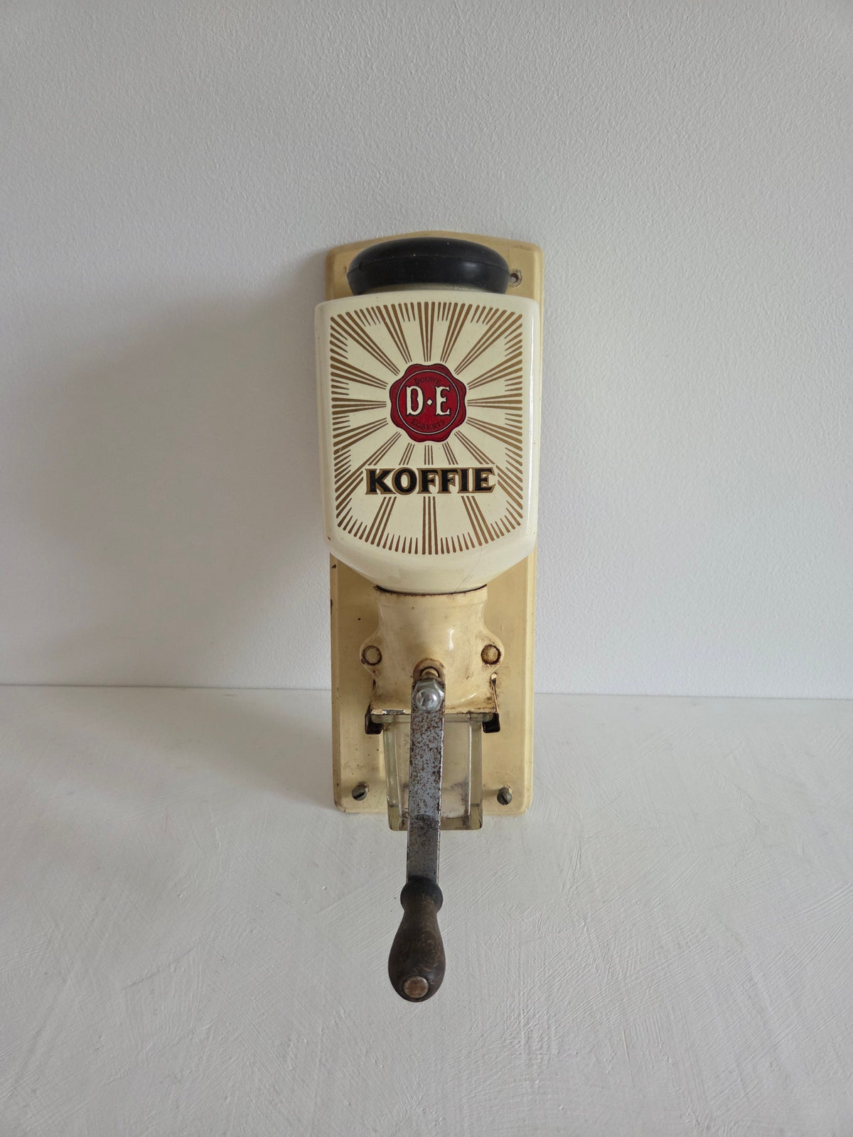 wandmontage koffiemolen douwe egberts